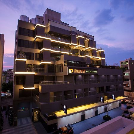 Hotel Cube Đài Trung Ngoại thất bức ảnh